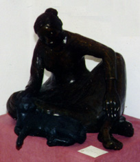 lola bah sculpture by rc gorman